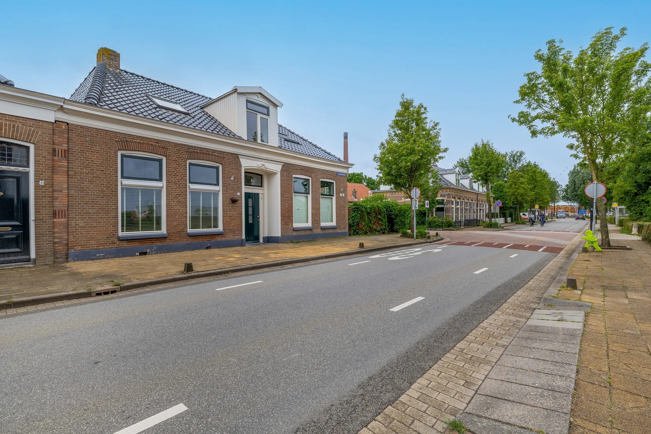 2-onder-1-kapwoning Harlingerstraat 53 in Bolsward