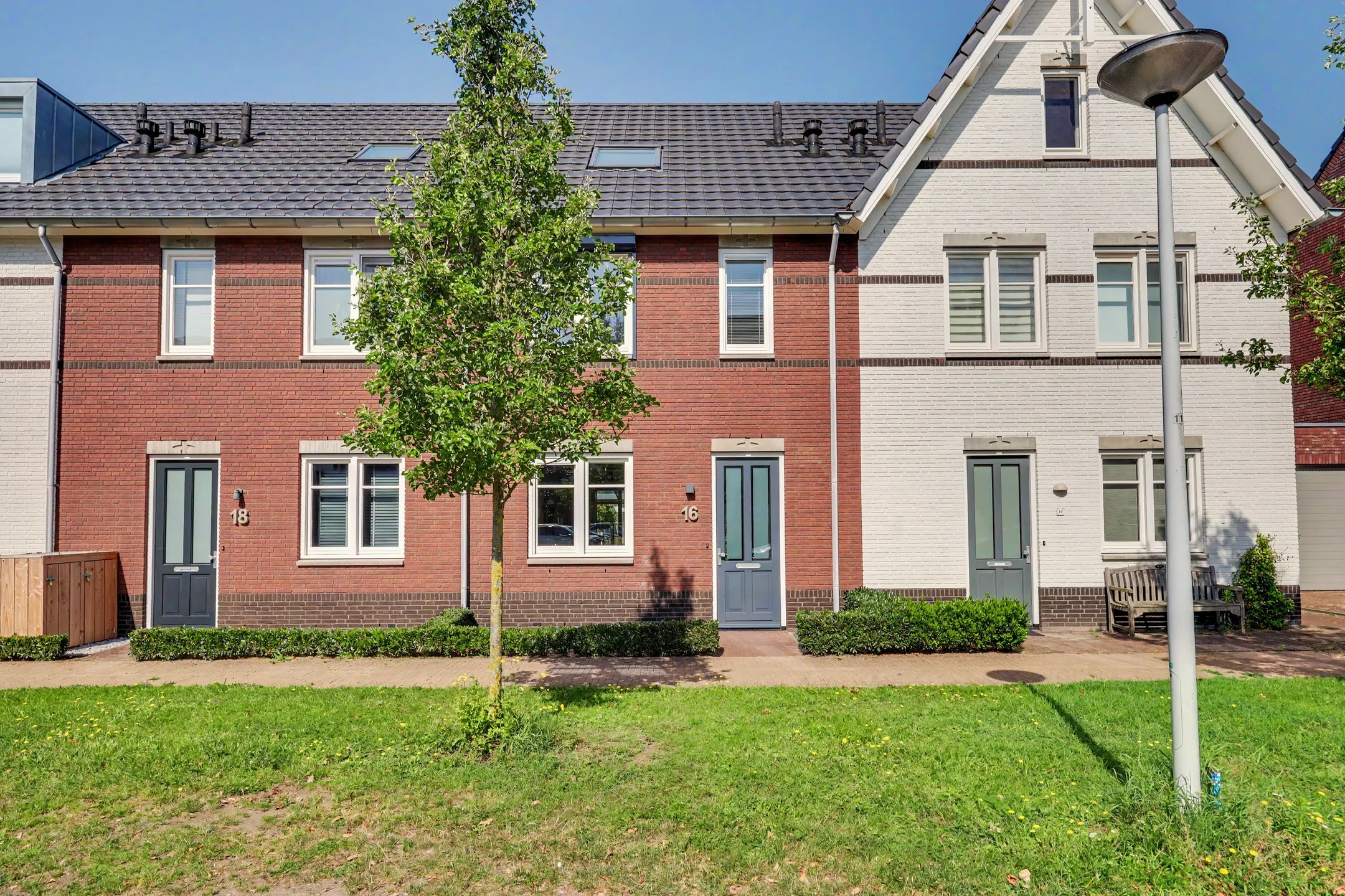 Tussenwoning Binnenhof 16 in Drunen