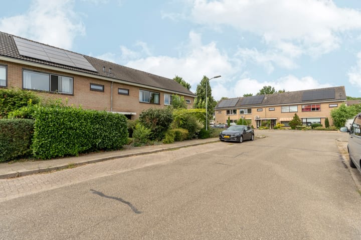 Eengezinswoning, tussenwoning De Olmen 4 Zevenaar
