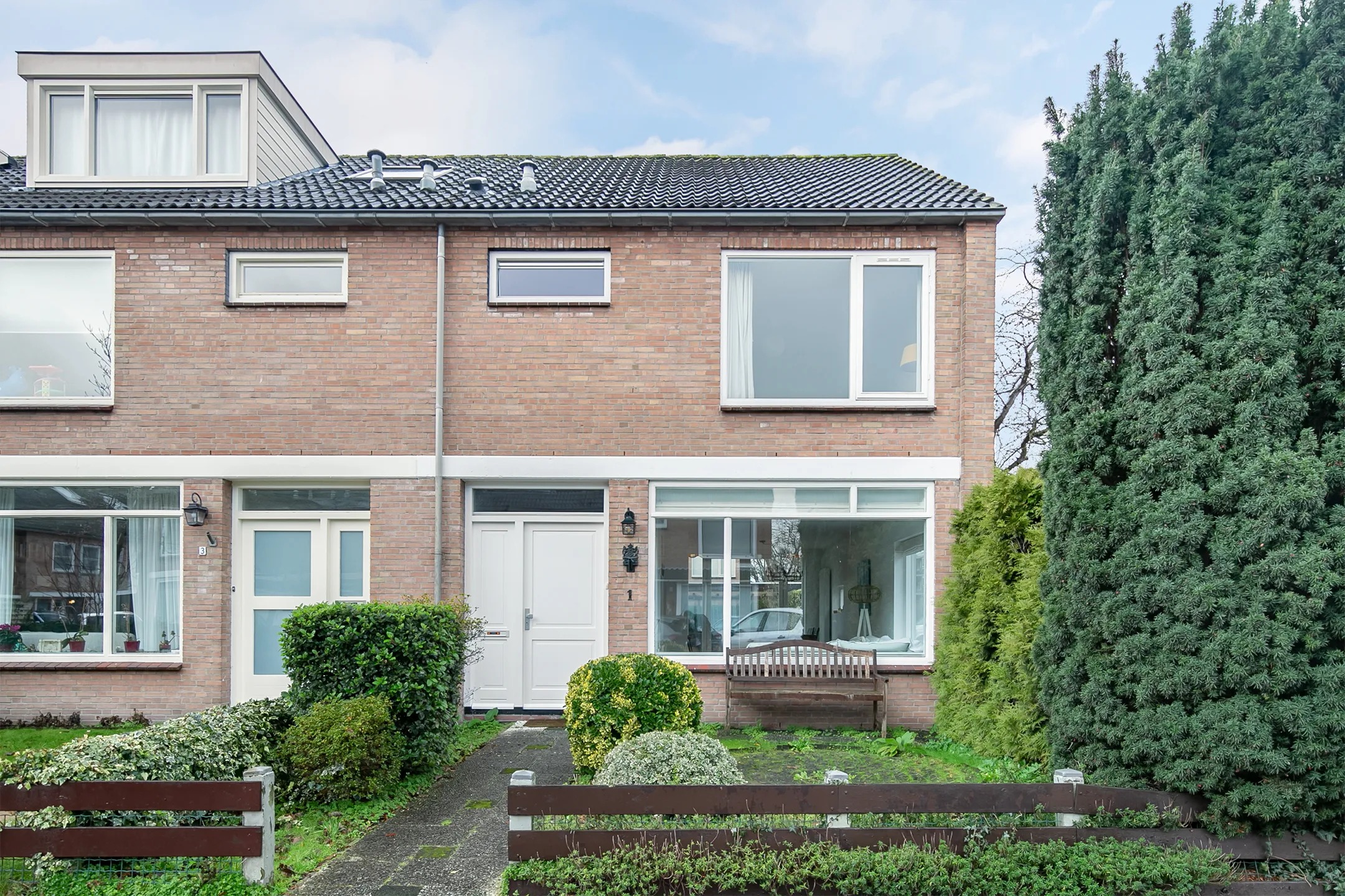 Hoekwoning Else Mauhsstraat 1 Amstelveen