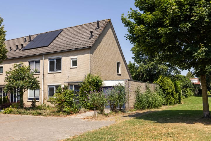 Hoekwoning Salamanderstraat 10 in Hengelo
