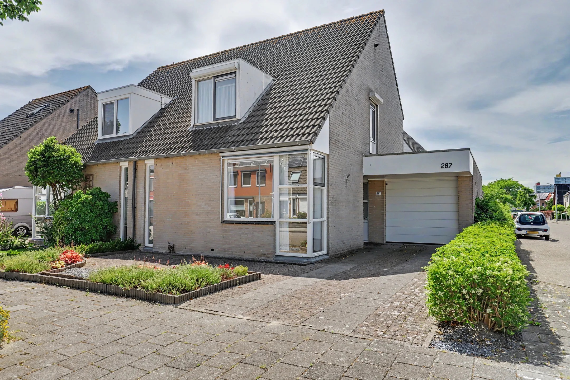 2-onder-1-kapwoning Rosenburglaan 287 in Vlissingen