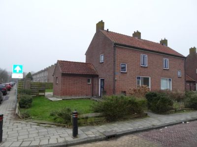Eengezinswoning, 2-onder-1-kapwoning Poststraat 23 in Middenmeer