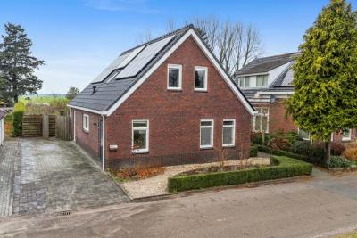 Eengezinswoning, vrijstaande woning Dorpsstraat 256 in Kiel-Windeweer