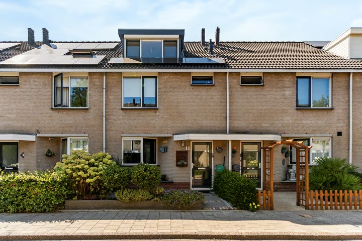 Tussenwoning Van Hulststraat 11 in Barendrecht