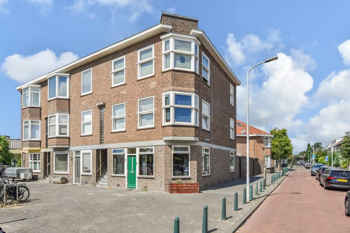 Benedenwoning Loenensestraat 35 in Den Haag