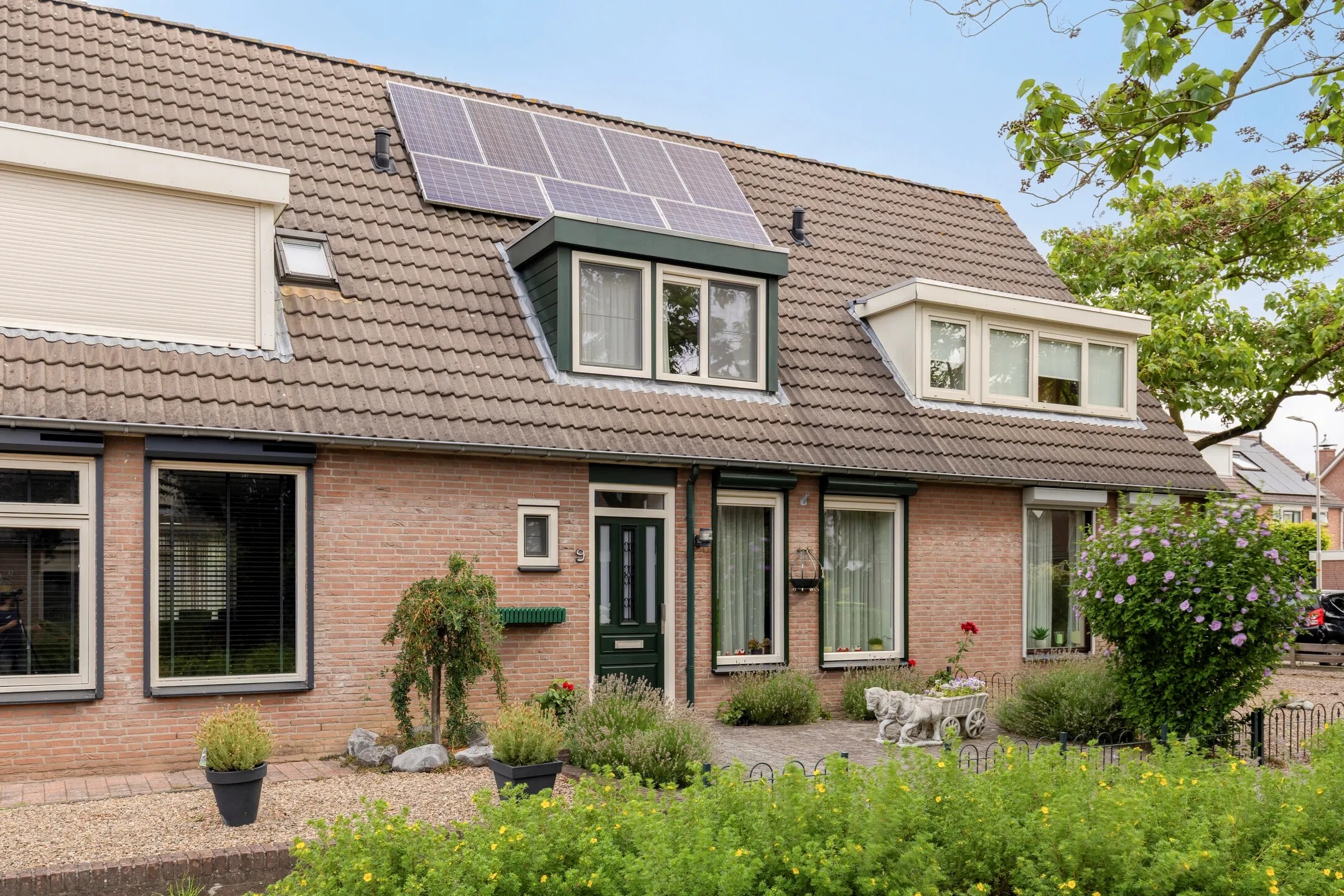 Tussenwoning Glazenmakershof 9 Angeren