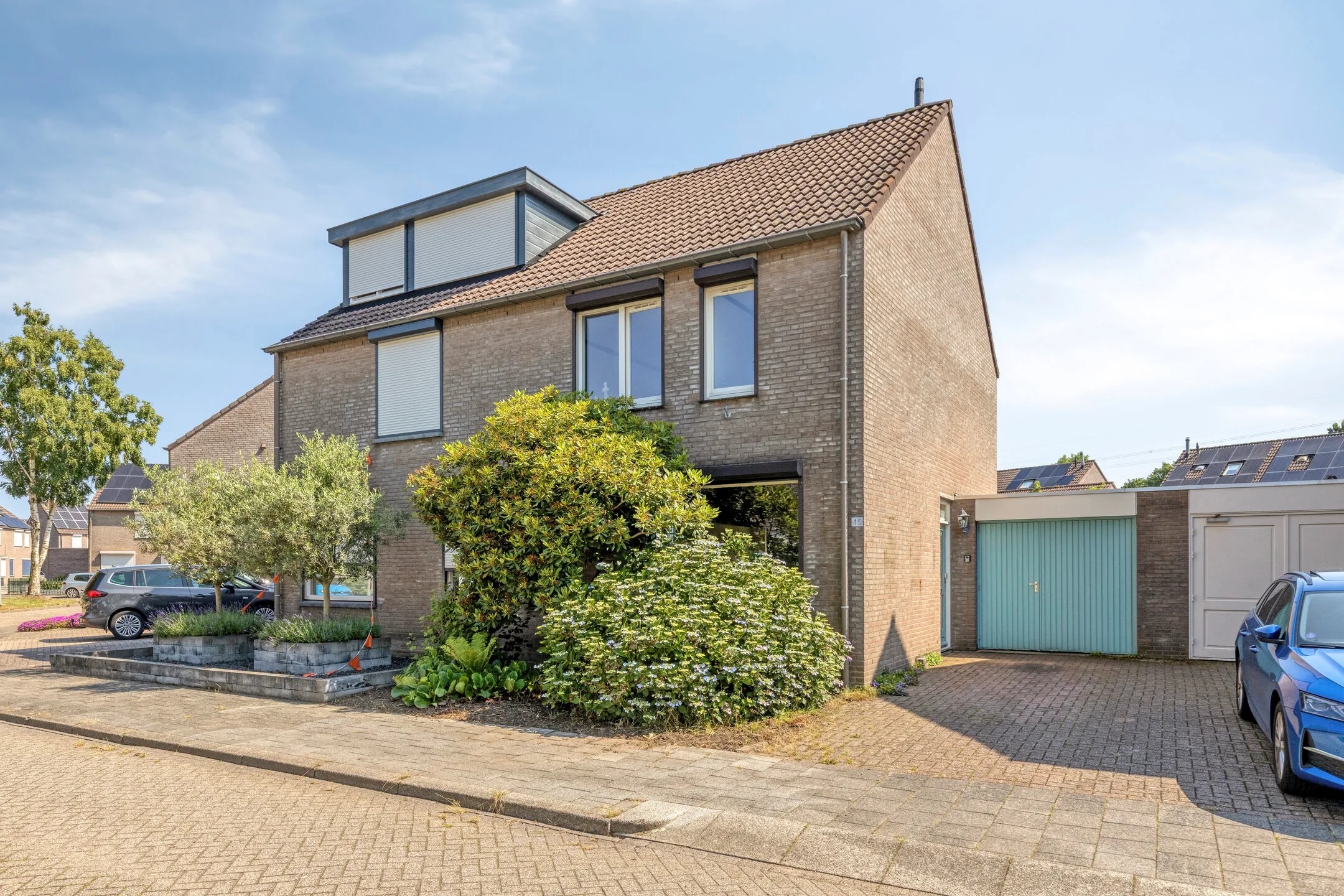 Geschakelde 2-onder-1-kapwoning Knopkruid 45 in Venray
