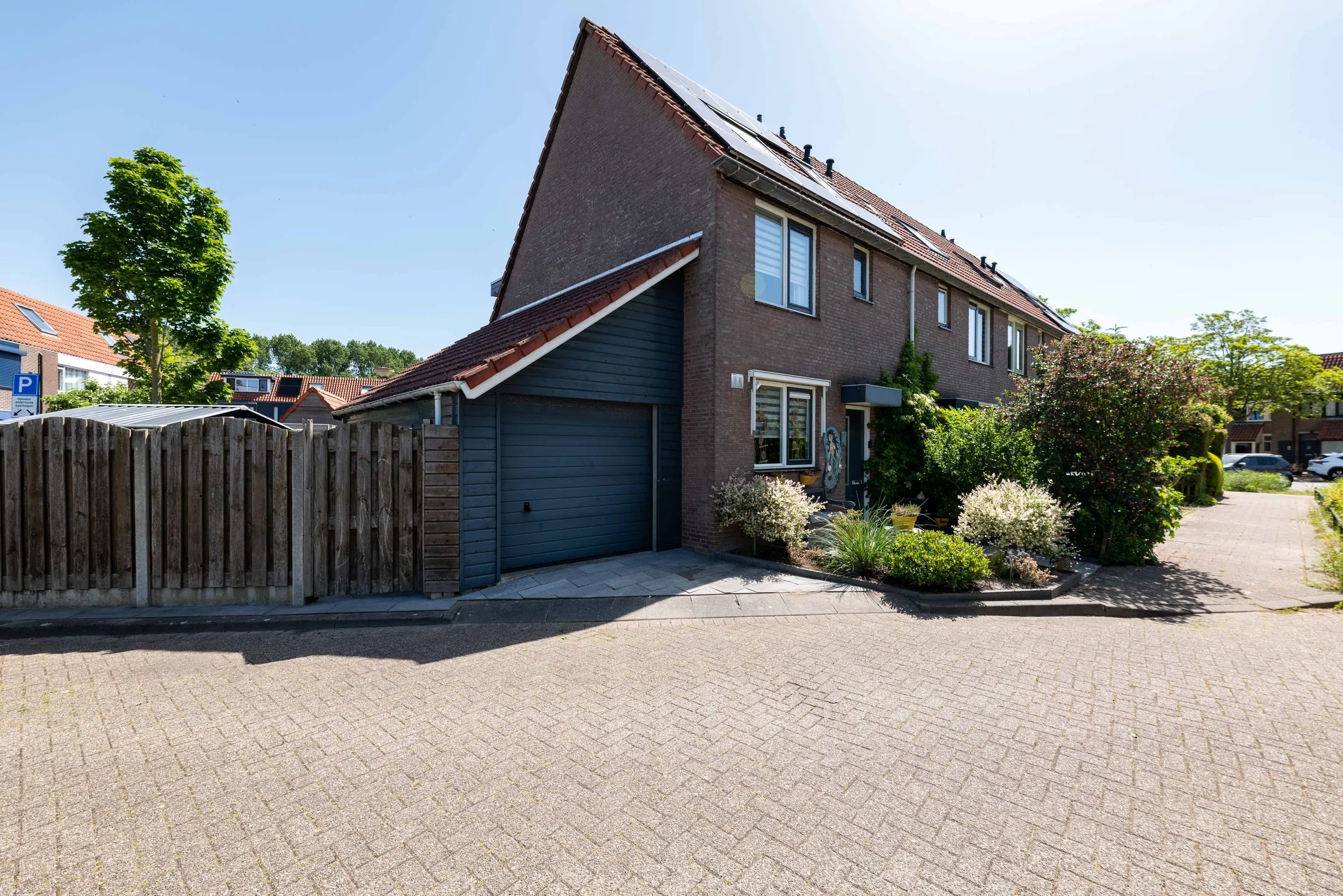 Hoekwoning Branding 57 in Hellevoetsluis