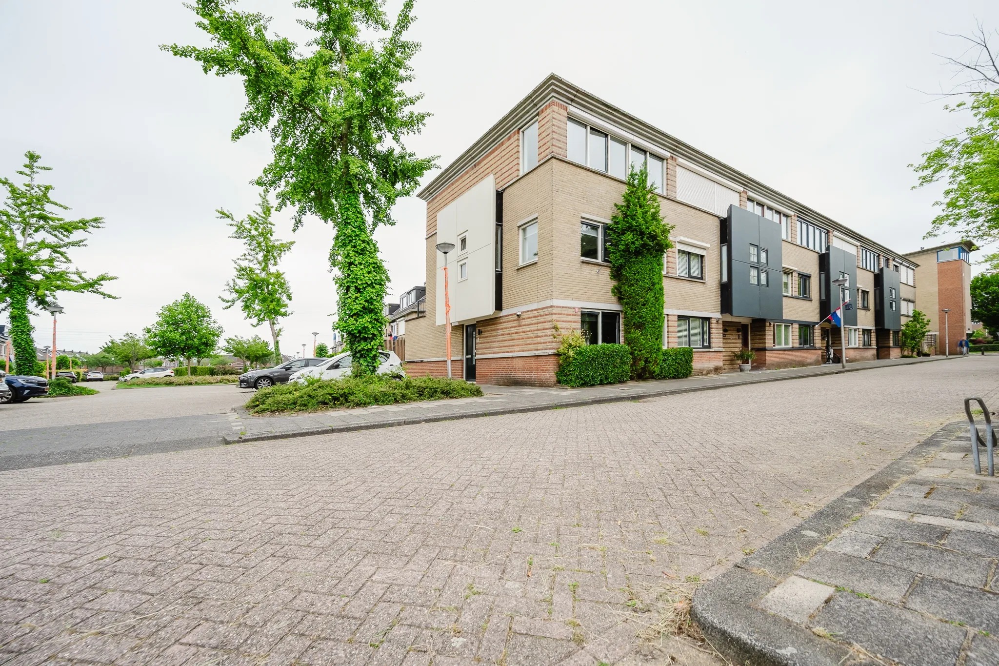 Eindwoning Hélène Swarthstraat 2 in Spijkenisse
