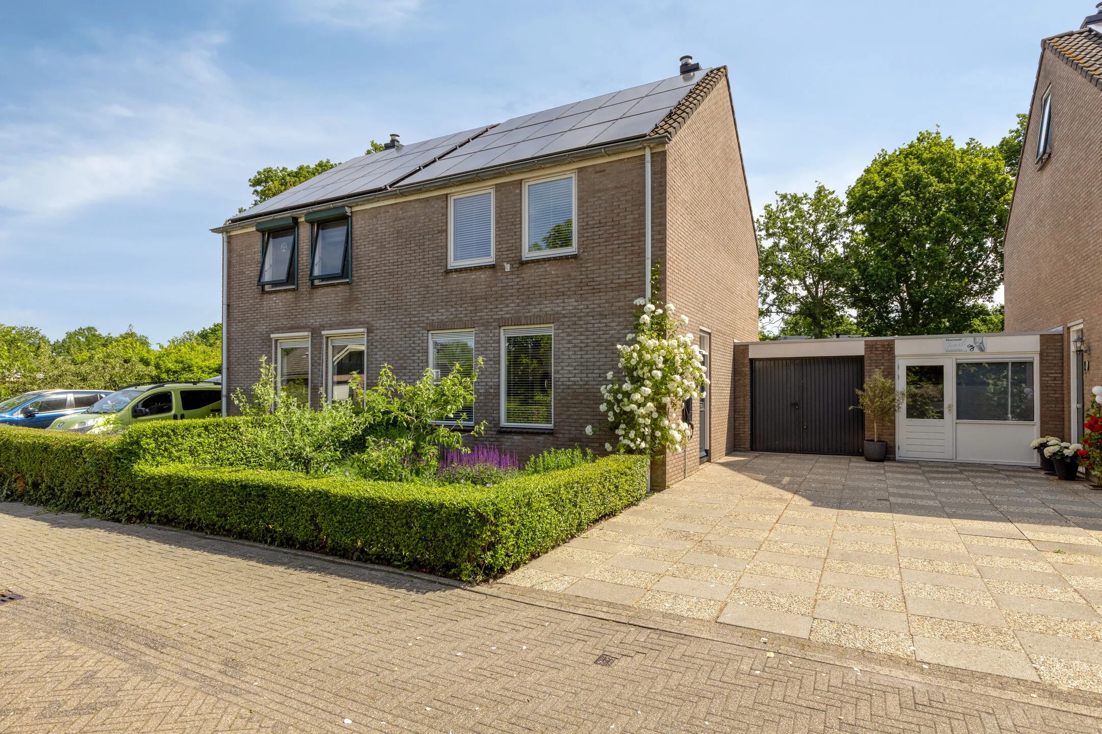 2-onder-1-kapwoning Meeuwenlaan 3 in Nieuwerkerk