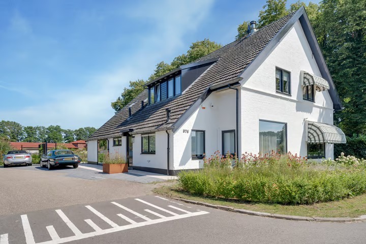 2-onder-1-kapwoning Bornsestraat 376 in Almelo