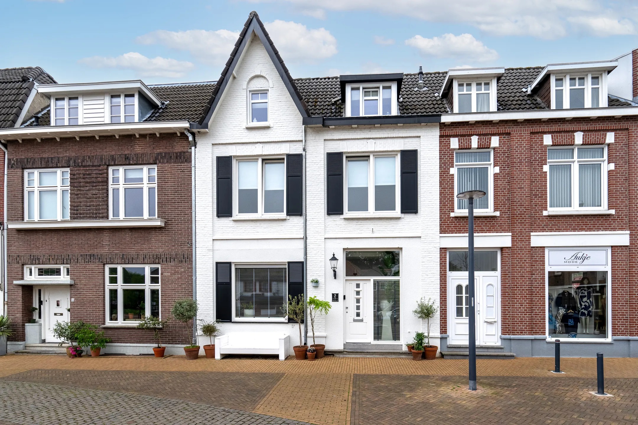 Tussenwoning Kerkstraat 2 in Landgraaf