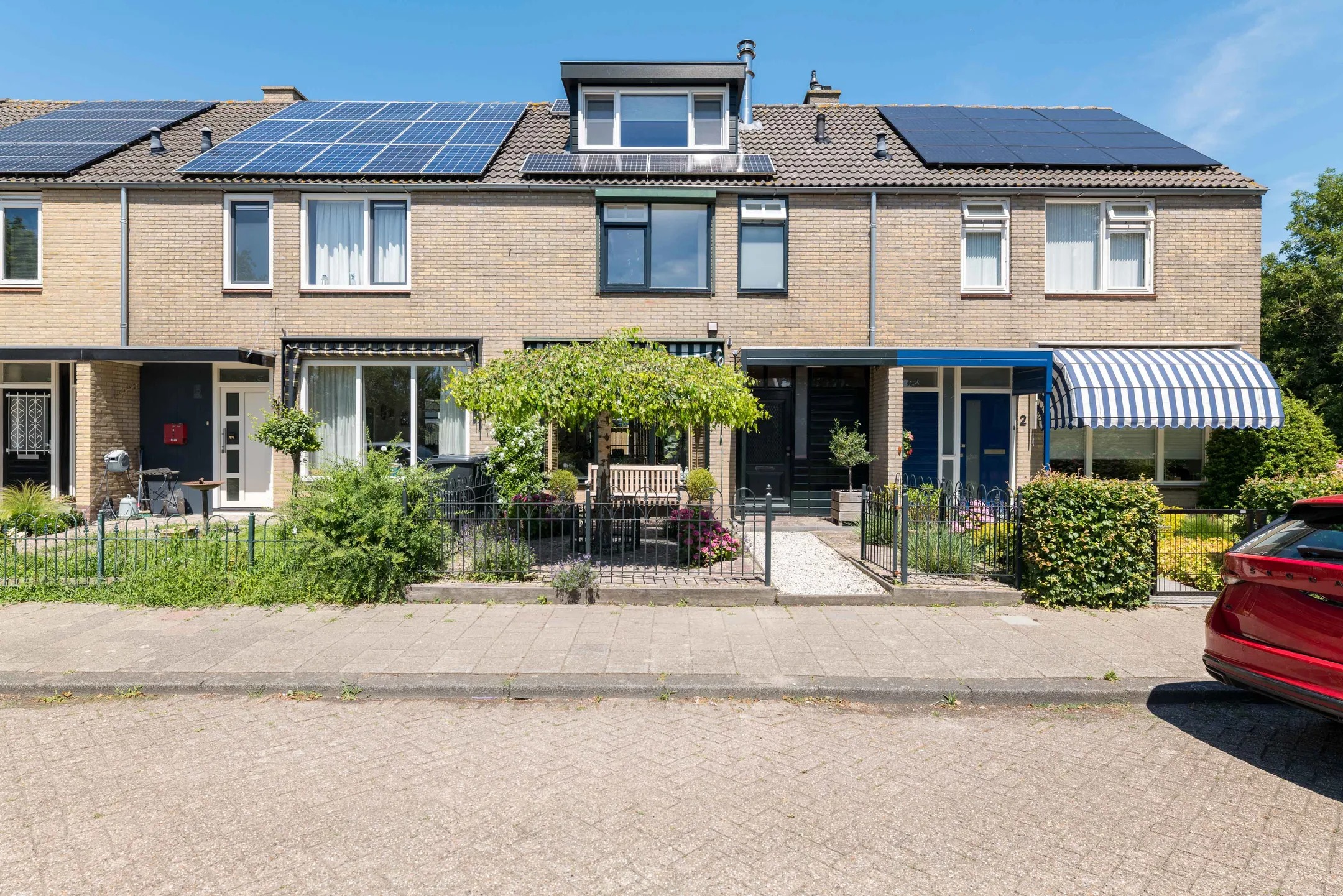 Tussenwoning Distelstraat 4 in Hellevoetsluis