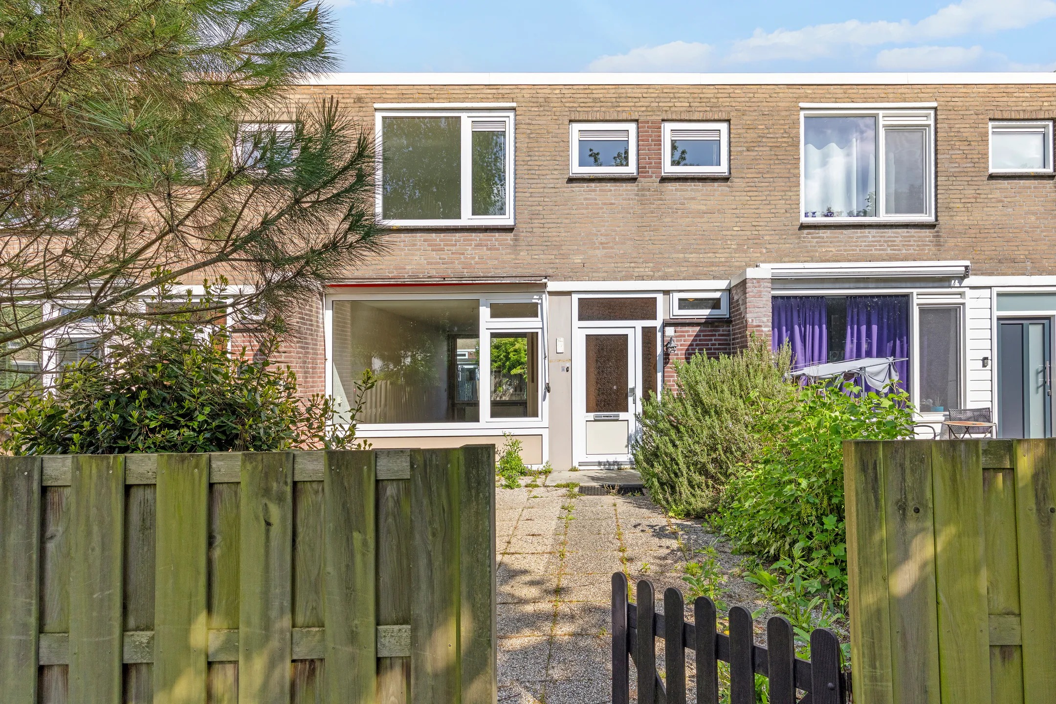 Tussenwoning Aagje Dekenlaan 23 in Delft