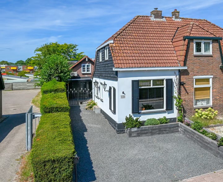 2-onder-1-kapwoning Molenstraat 136 in Soest