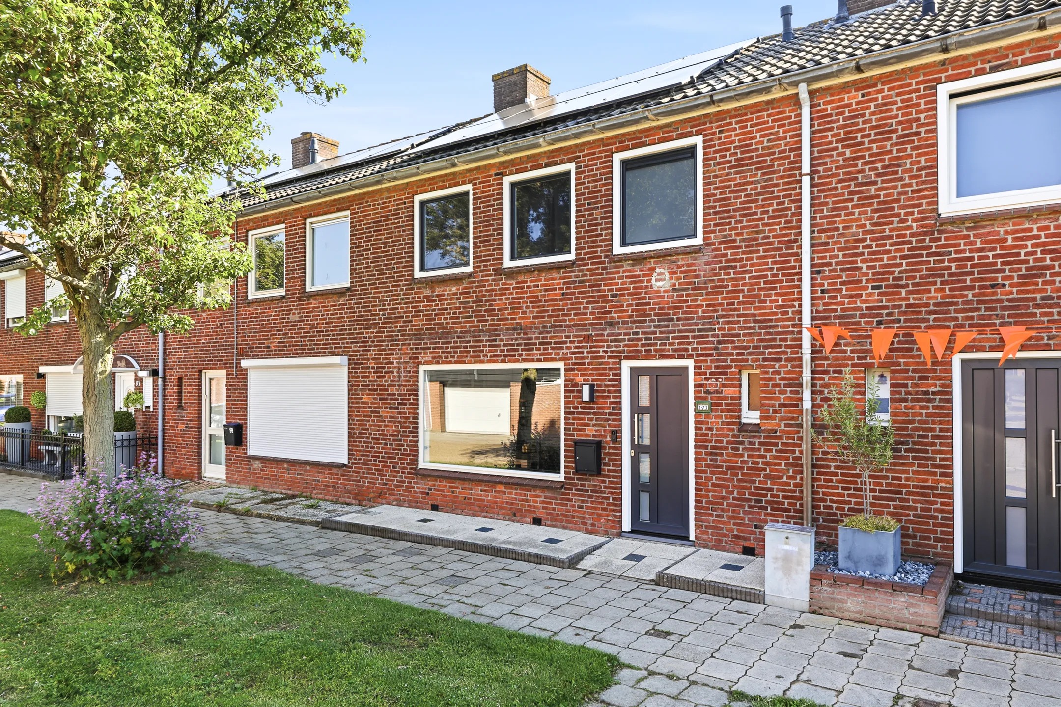 Tussenwoning Nagelenburgsingel 101 in Oost-Souburg