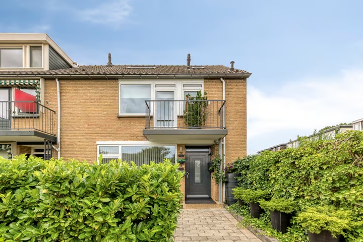 Hoekwoning Poolsterhof 1 Dordrecht