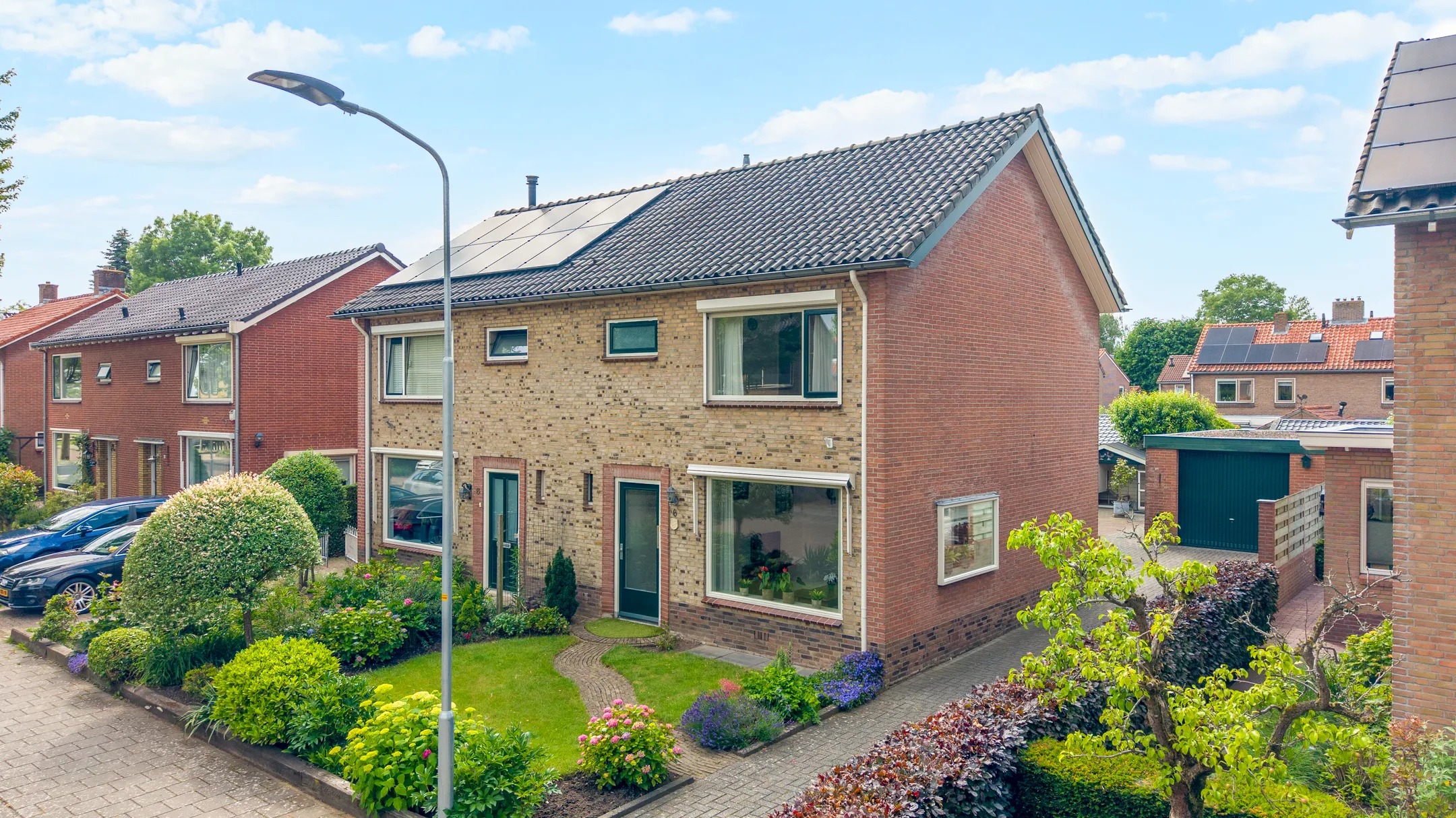 2-onder-1-kapwoning Vos de Waelstraat 6 in Westervoort