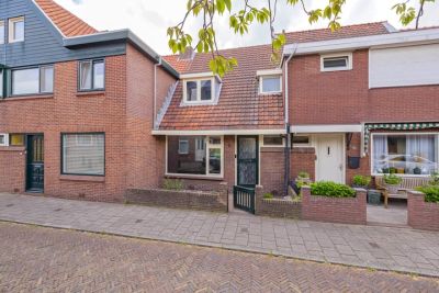 Eengezinswoning, tussenwoning Bestevaerstraat 5 in IJmuiden