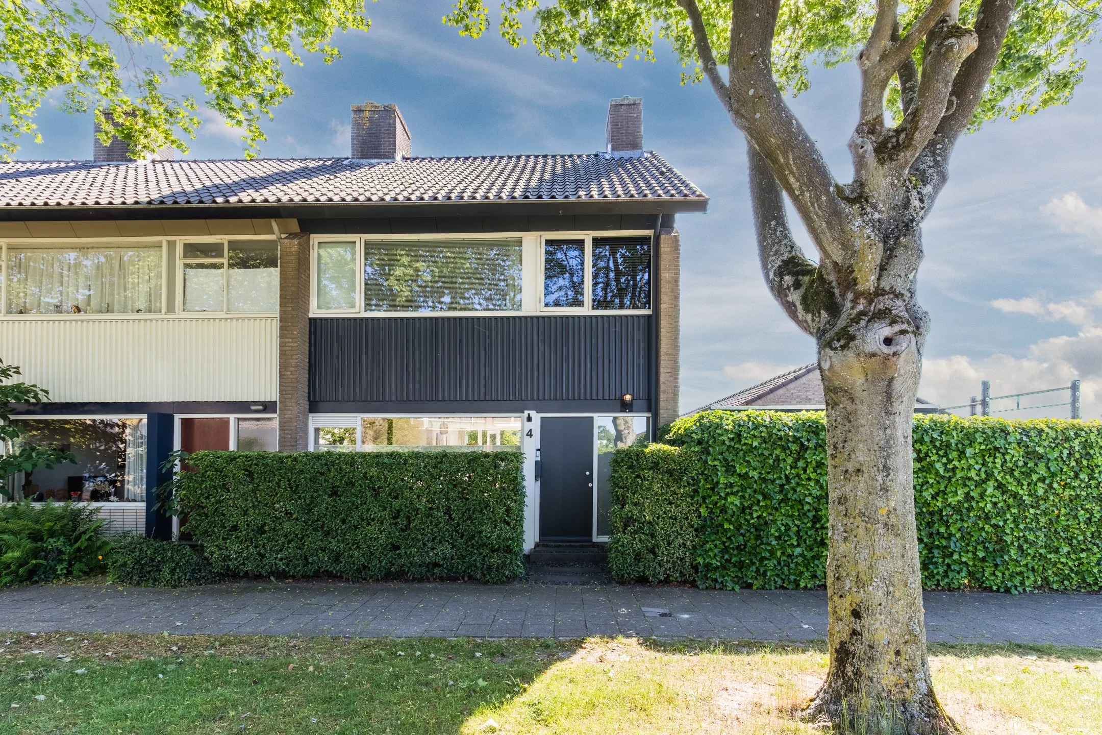 Hoekwoning Amstenradestraat 4 in Breda