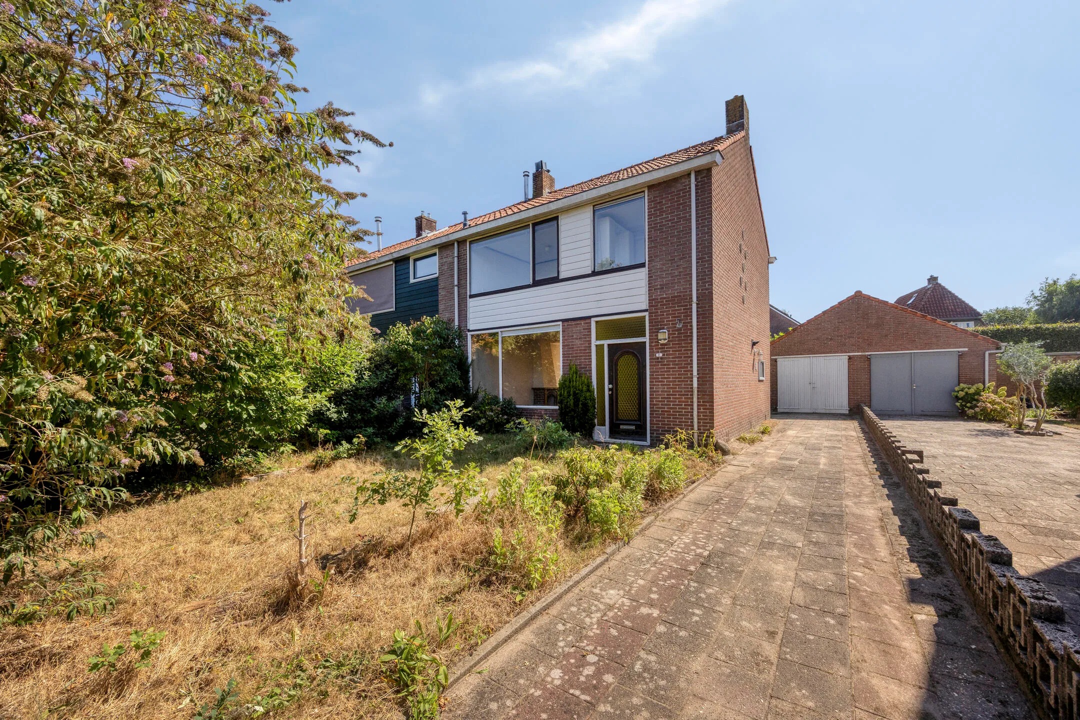 Hoekwoning Akeleiweg 12 in Zwolle
