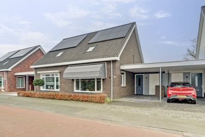 Eengezinswoning, geschakelde 2-onder-1-kapwoning (patiowoning) Langstraat 13 in Chaam