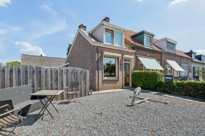 Hoekwoning Kijkuit 38 in Tiel
