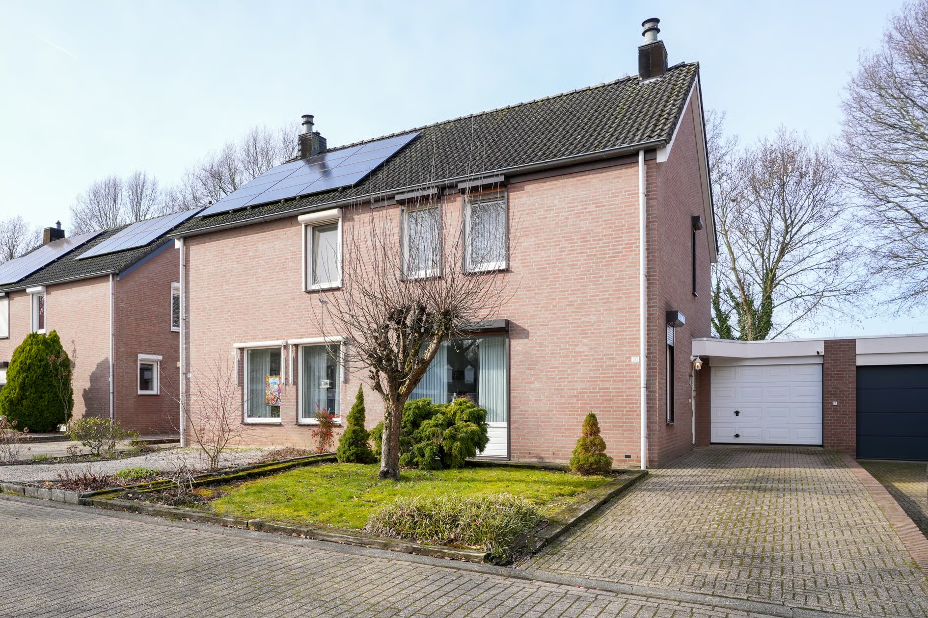 2-onder-1-kapwoning Maria van Bourgondiëstraat 20 in Sittard