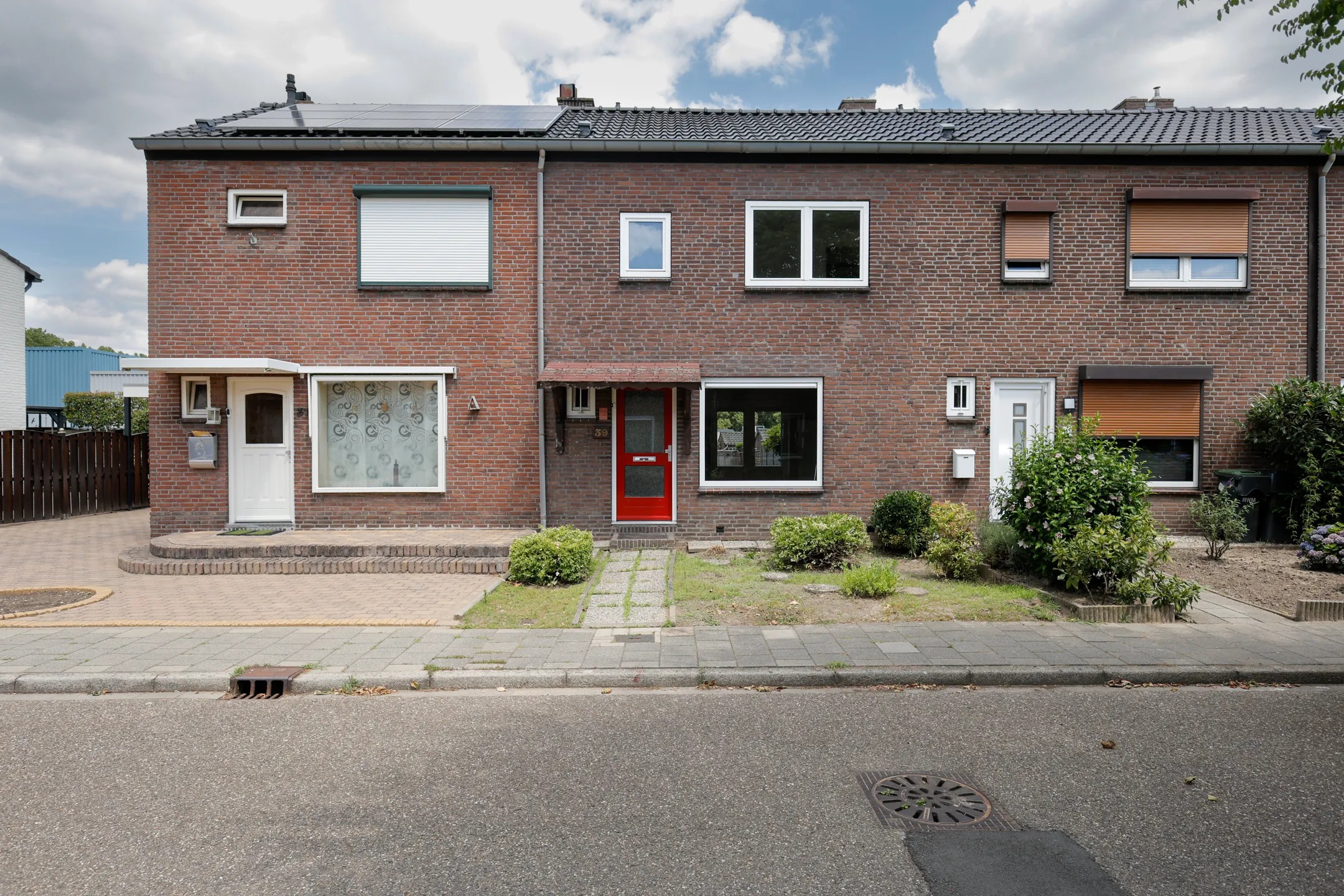 Tussenwoning Mercuriusstraat 39 in Geleen