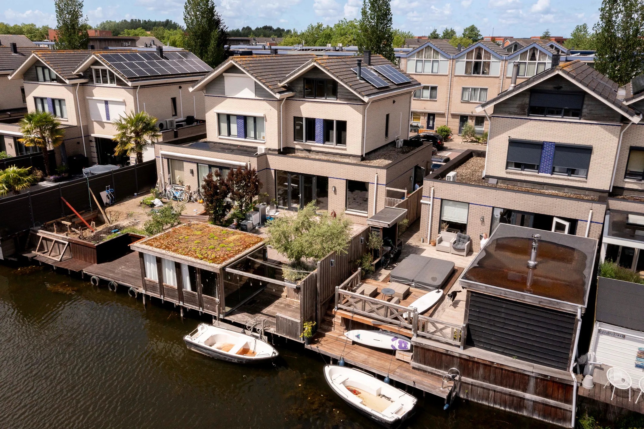 Halfvrijstaande woning Topaaslaan 25 in Rhoon