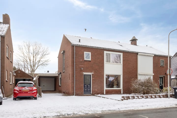 2-onder-1-kapwoning Bredestraat 81 in Huissen