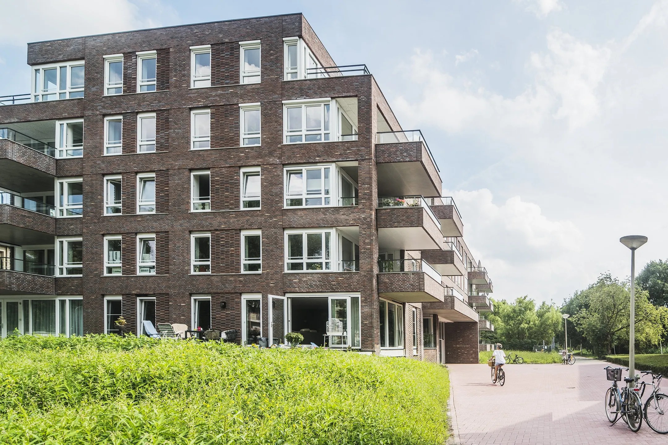 Bovenwoning Mgr. Nolenslaan 12 L in Den Haag