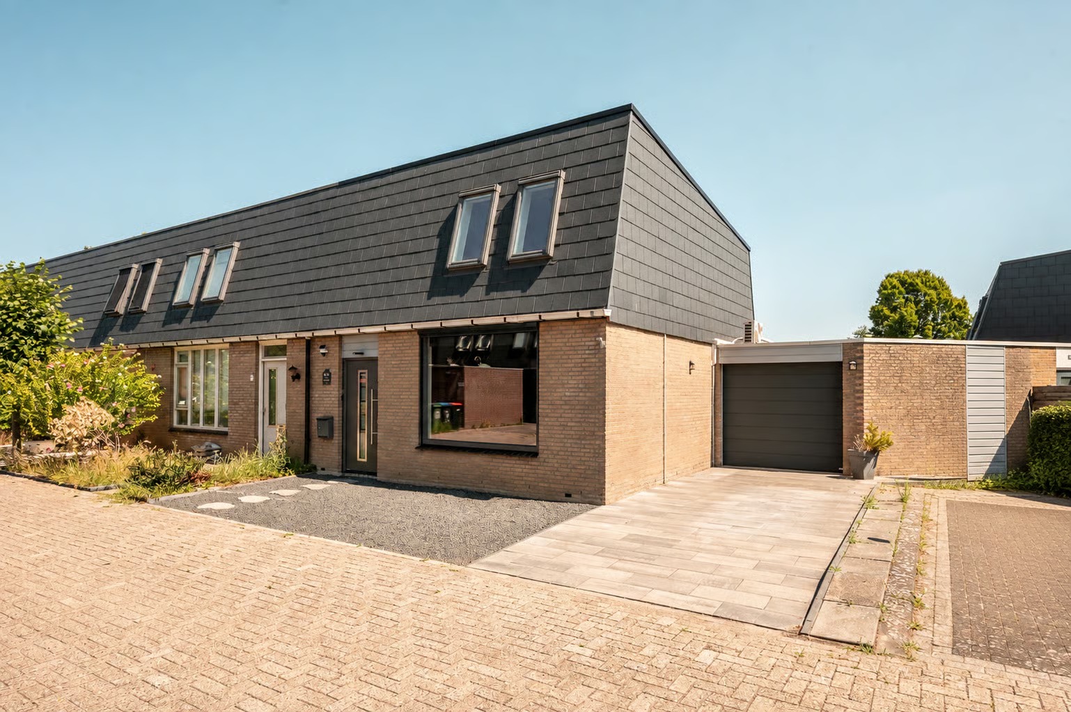 Hoekwoning Tjalk 36 12 in Lelystad