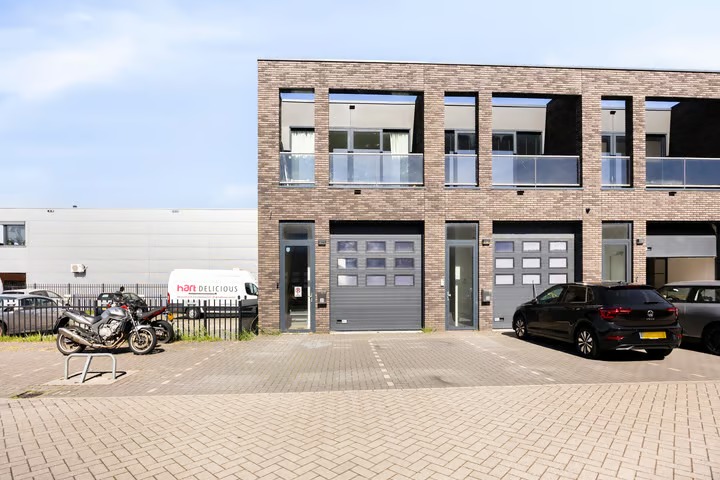 Beneden + bovenwoning Melbournestraat 21 Lijnden