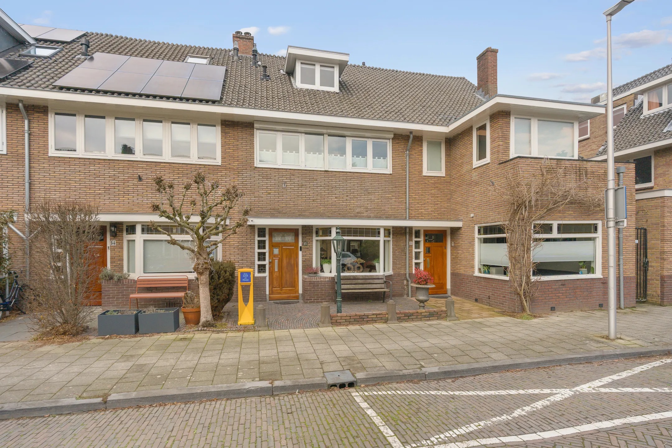 Tussenwoning Jan Luykenstraat 16 in Utrecht