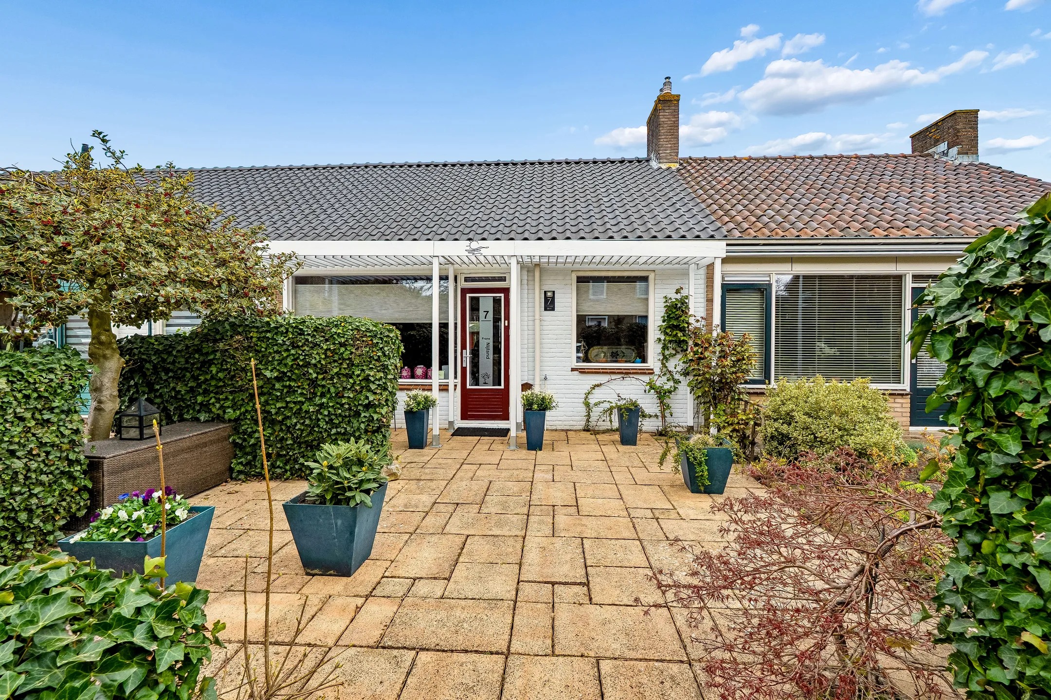 Tussenwoning (semi-bungalow) Dennenlaan 7 Zwolle