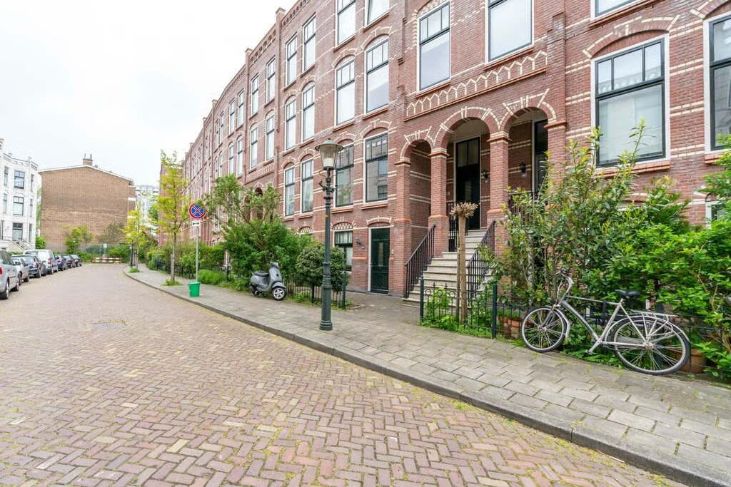 Beneden + bovenwoning Obrechtstraat 385 A Den Haag