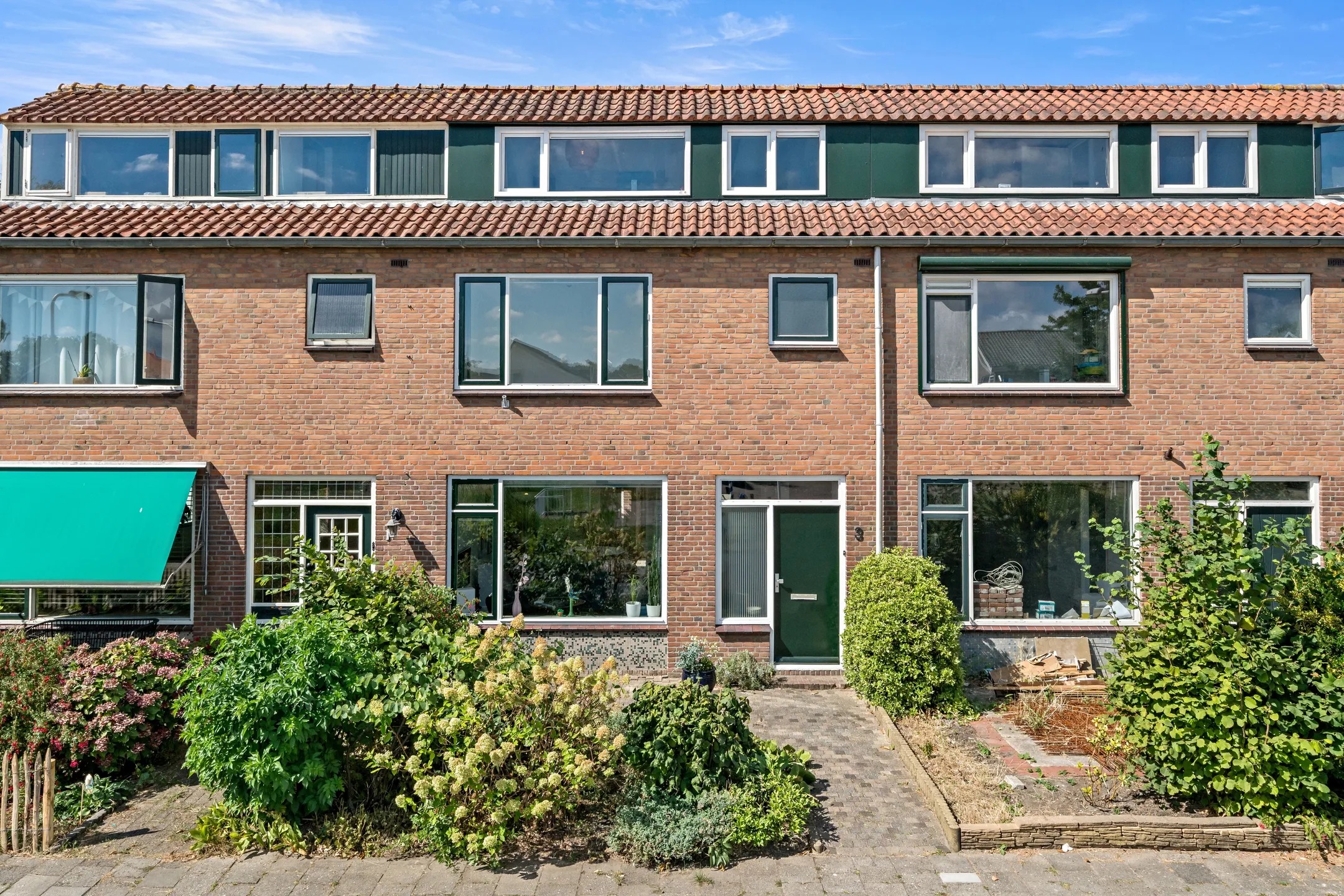 Tussenwoning Burg van Gentsingel 3 in Schipluiden