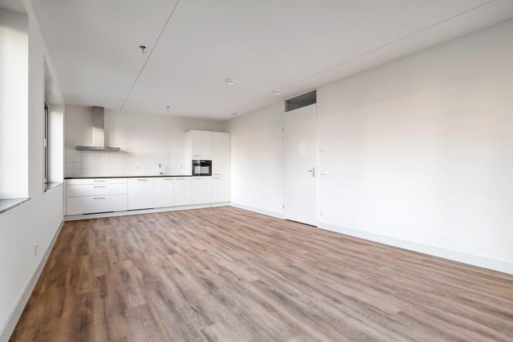 Portiekflat Elzenhagensingel 152 Amsterdam