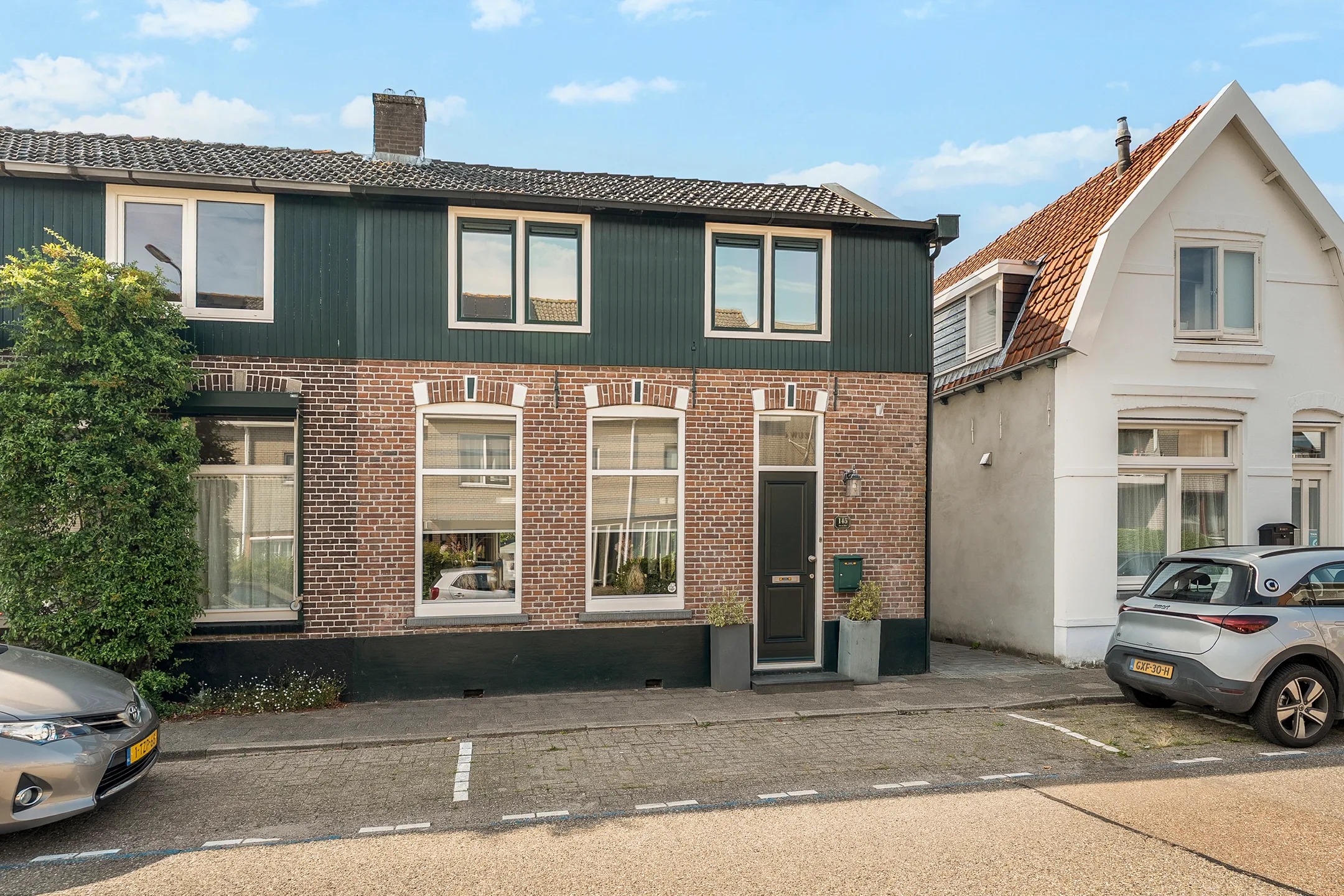 2-onder-1-kapwoning (dijkwoning) Gebroken Meeldijk 145 in Barendrecht