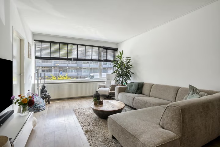 Galerijflat Jan Ligthartstraat 681 in Heemskerk