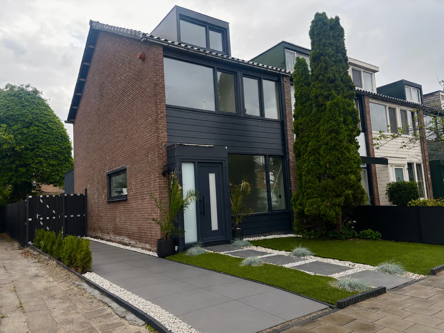 Hoekwoning Jupiterstraat 16 in Aalsmeer