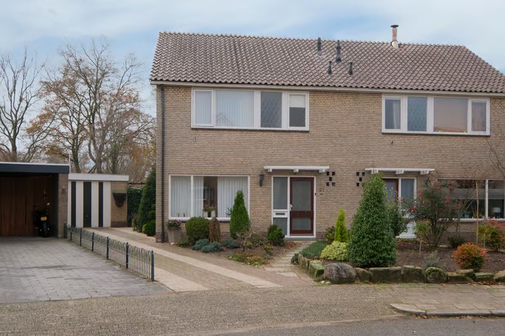 2-onder-1-kapwoning Ter Wadding 22 in Almelo