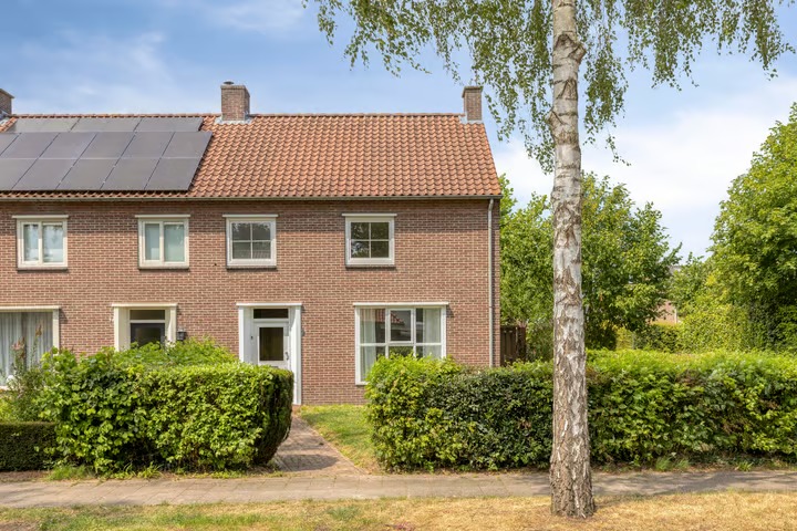 2-onder-1-kapwoning Bertelindislaan 9 in Waalre