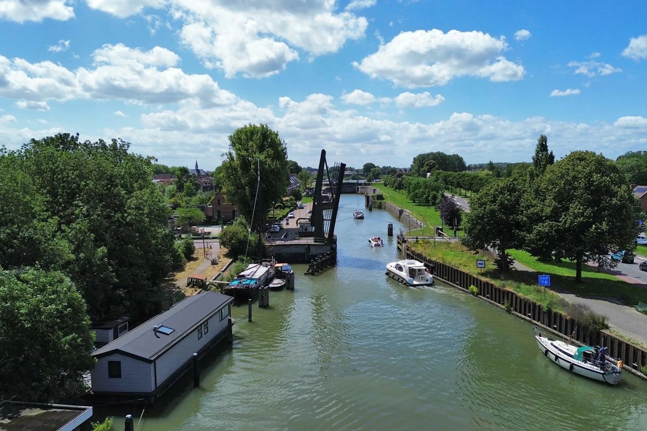 Vrijstaande woning (waterwoning) Jaagpad 2 in Nieuwegein