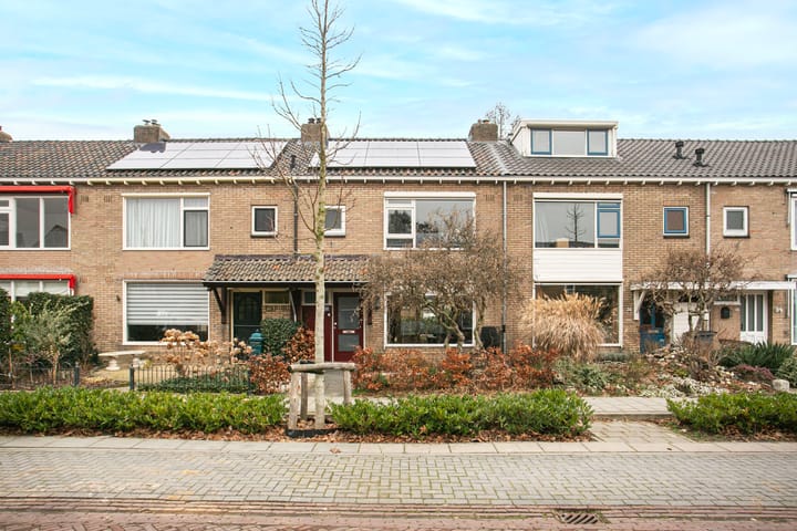 Tussenwoning Esdoornstraat 38 in Beek
