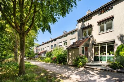 Tussenwoning Arendhoek 25 in Spijkenisse