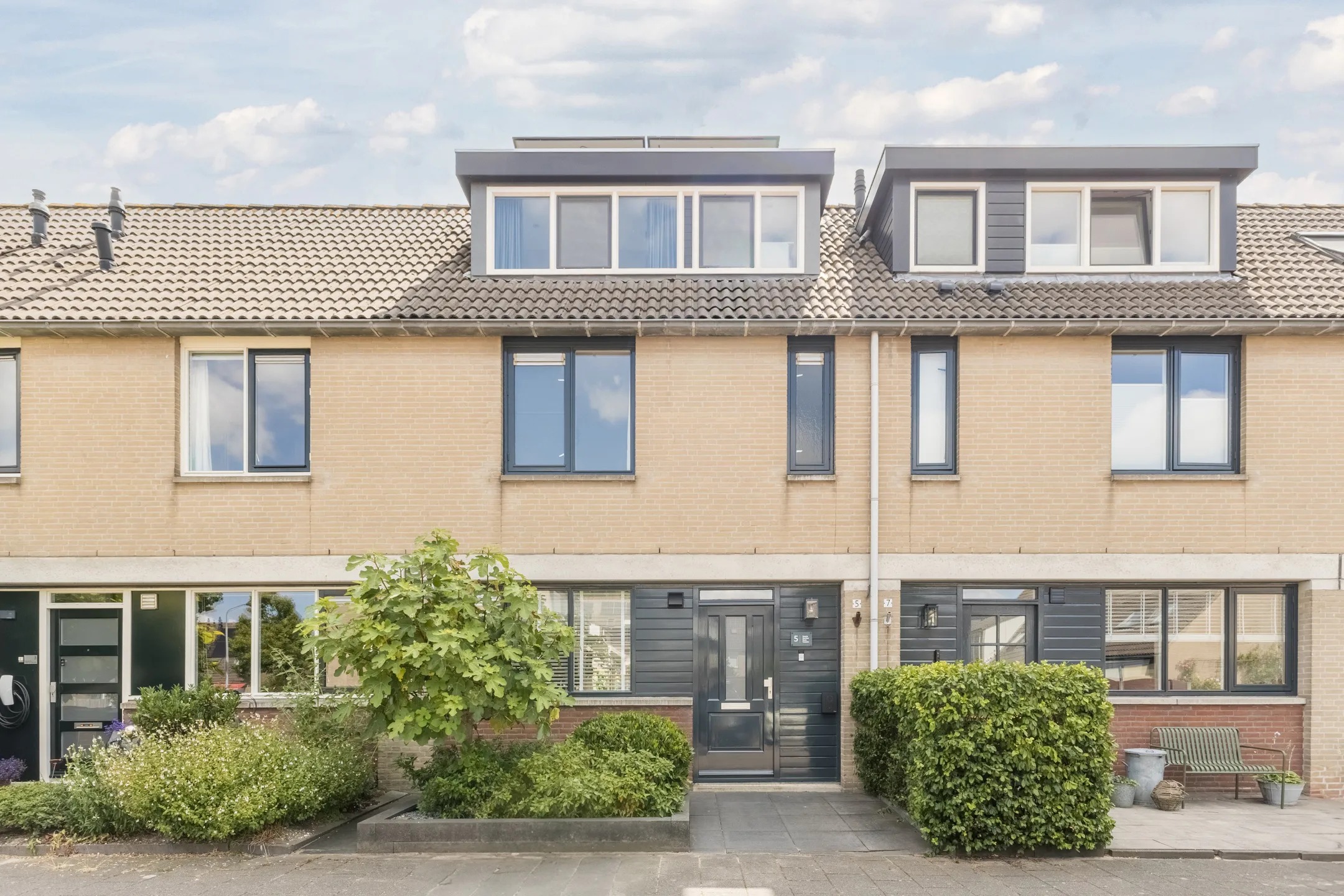 Tussenwoning Pieter Basstraat 5 in Zaandam