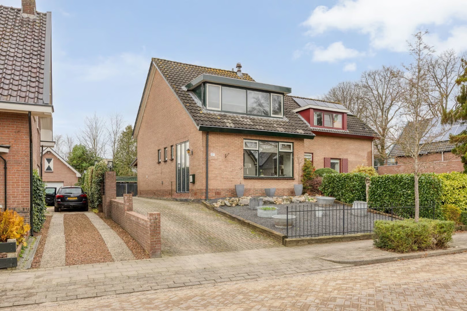 Geschakelde 2-onder-1-kapwoning Zanderijweg 12 A in Apeldoorn